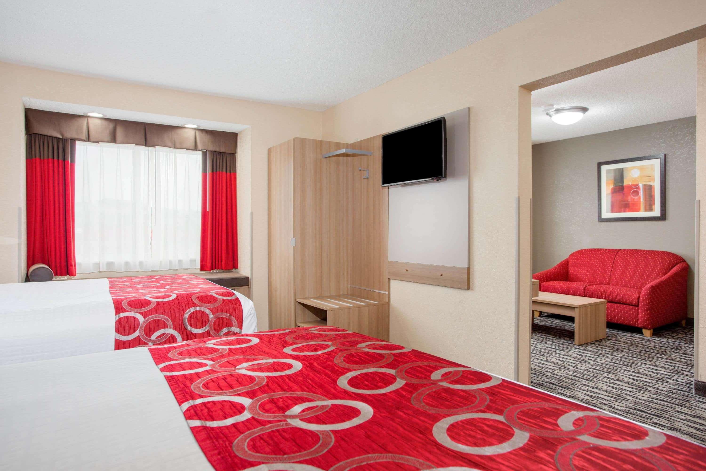 Microtel Inn & Suites By Wyndham Чарлстон Экстерьер фото
